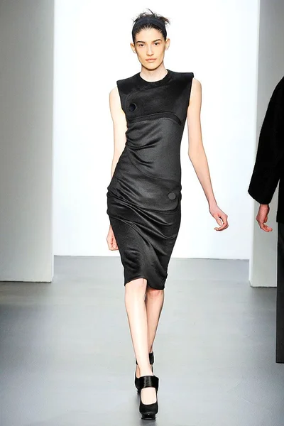 Look 7